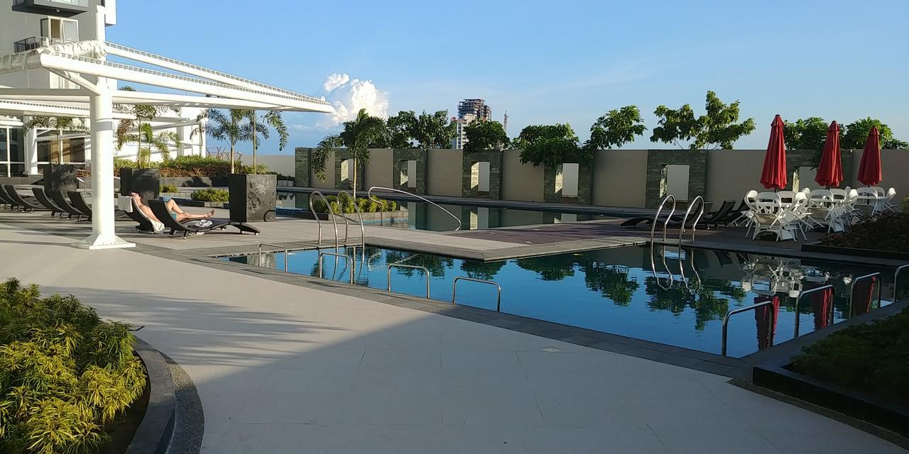 Mactan Newtown Seaview At One Pacific Residence Lapu-Lapu City Buitenkant foto
